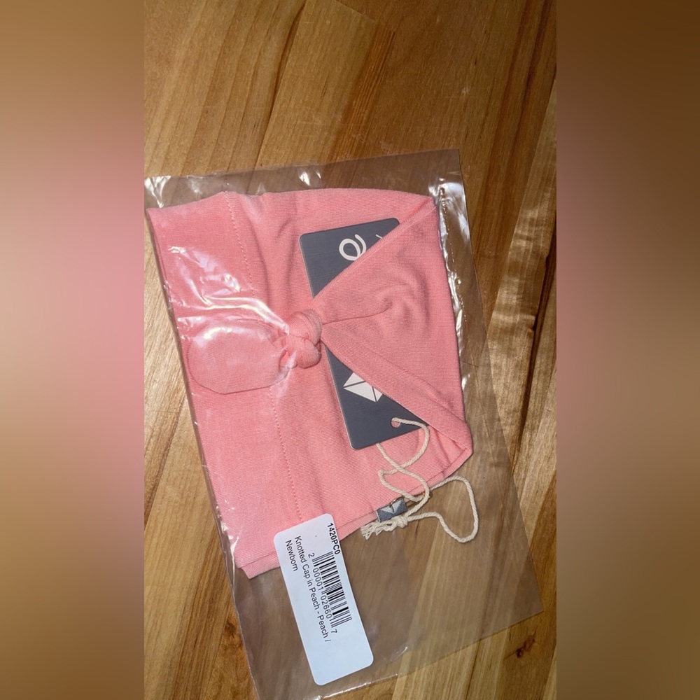 Kyte baby peach hat newborn